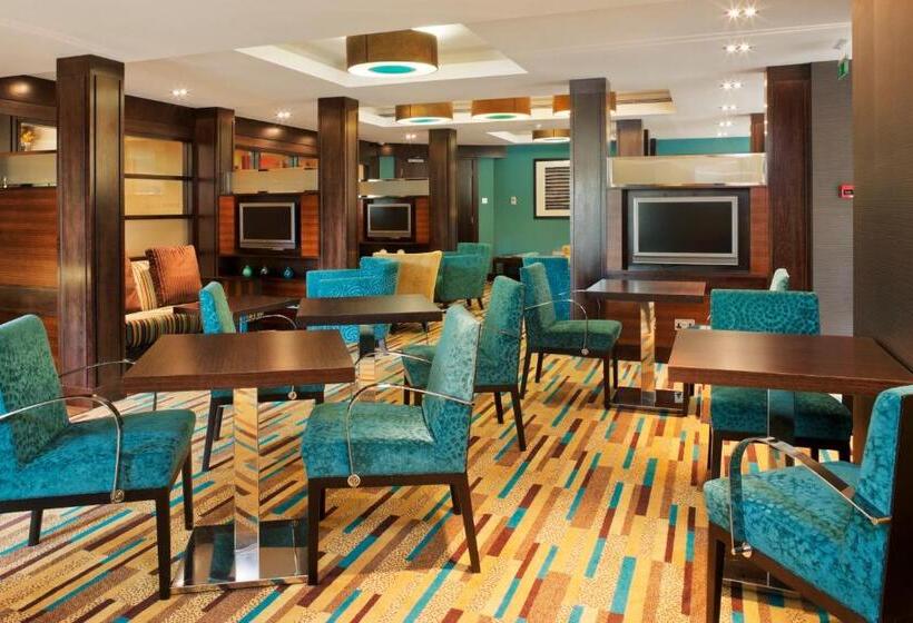 Номер Клуб, Crowne Plaza London   Gatwick Airport, An Ihg
