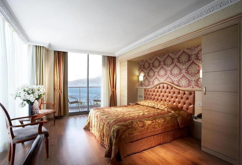 Номер Стандарт Вид на Море с Балконом, Emre Beach & Emre Hotel