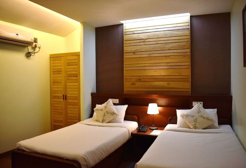 بانگلوی لوکس, Paradise Hotel Nyaung Shwe