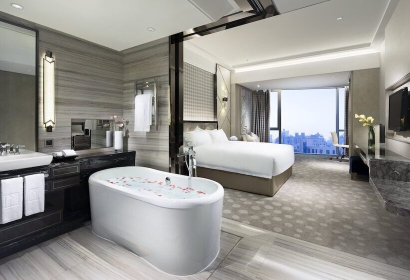 اتاق پرمیوم, Grand Millennium Shanghai Hongqiao