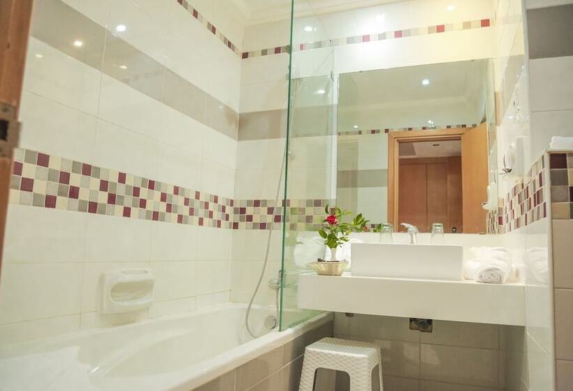 اتاق استاندارد, Marabout  Families And Couples Only