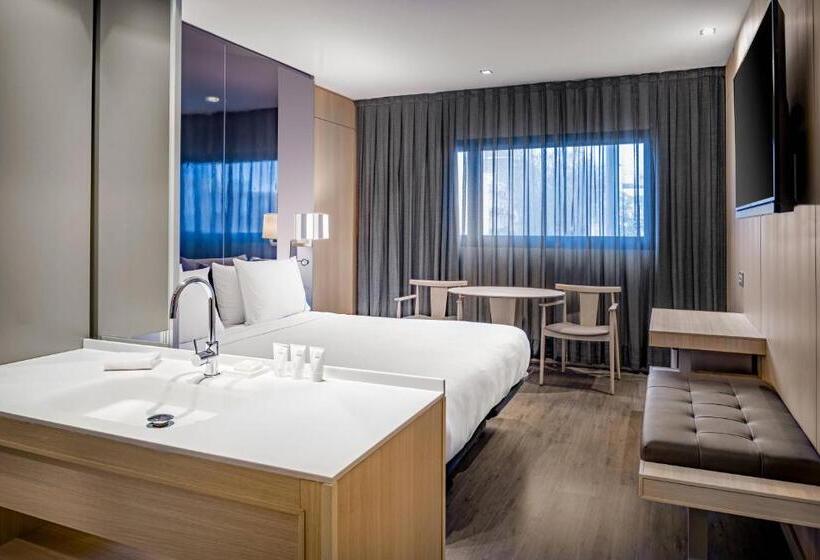 اتاق استاندارد با تخت بزرگ, Ac Hotel Sants By Marriott