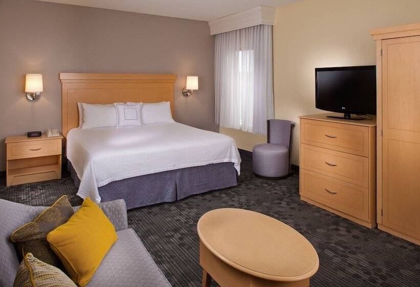 Suite, Courtyard By Marriott Sandestin At Grand Boulevard
