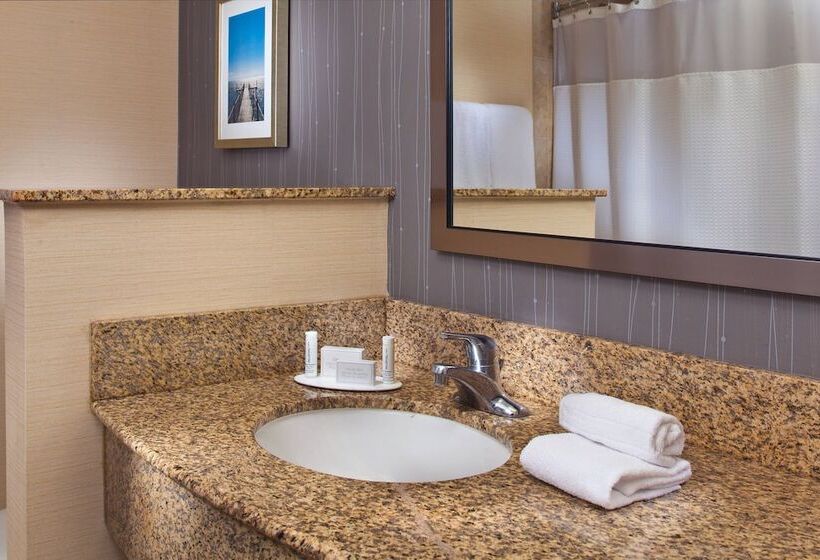 Suite, Courtyard By Marriott Sandestin At Grand Boulevard