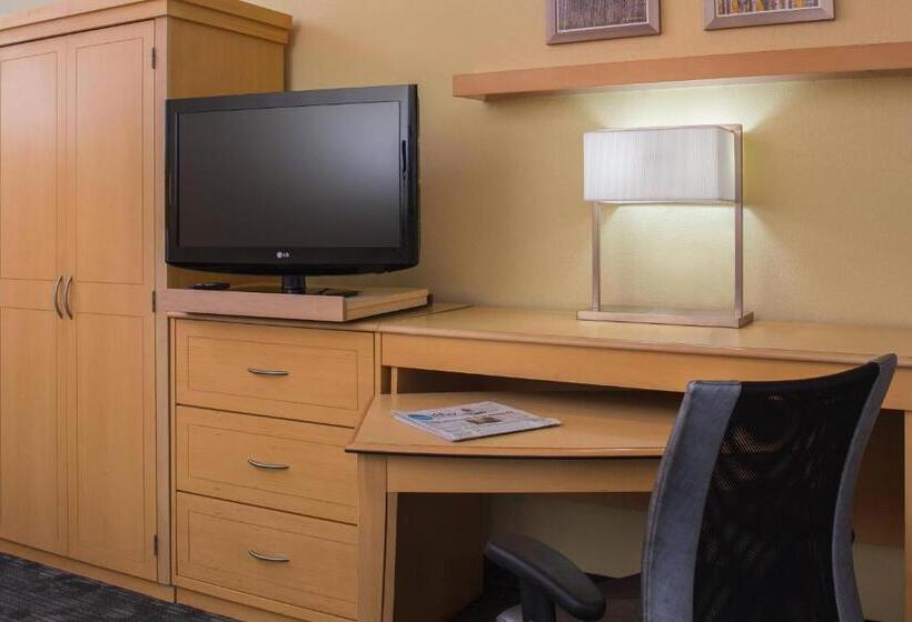 Camera Standard Letto King, Courtyard By Marriott Sandestin At Grand Boulevard