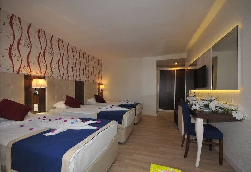 اتاق استاندارد سه نفره, Kleopatra Micador Otel
