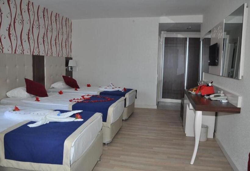 اتاق استاندارد سه نفره, Kleopatra Micador Otel