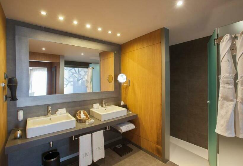 Полулюкс, Lopesan Baobab Resort