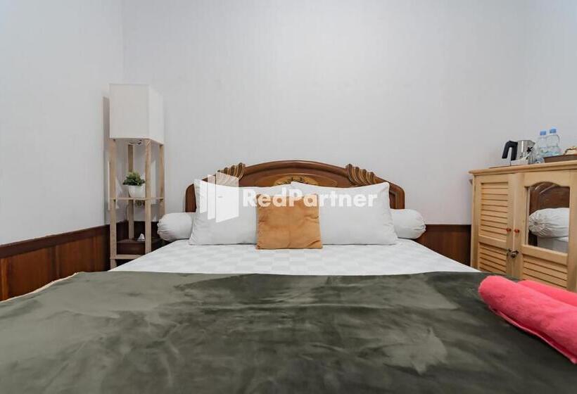 Люкс, Langkar Guest House Syariah Mitra Reddoorz