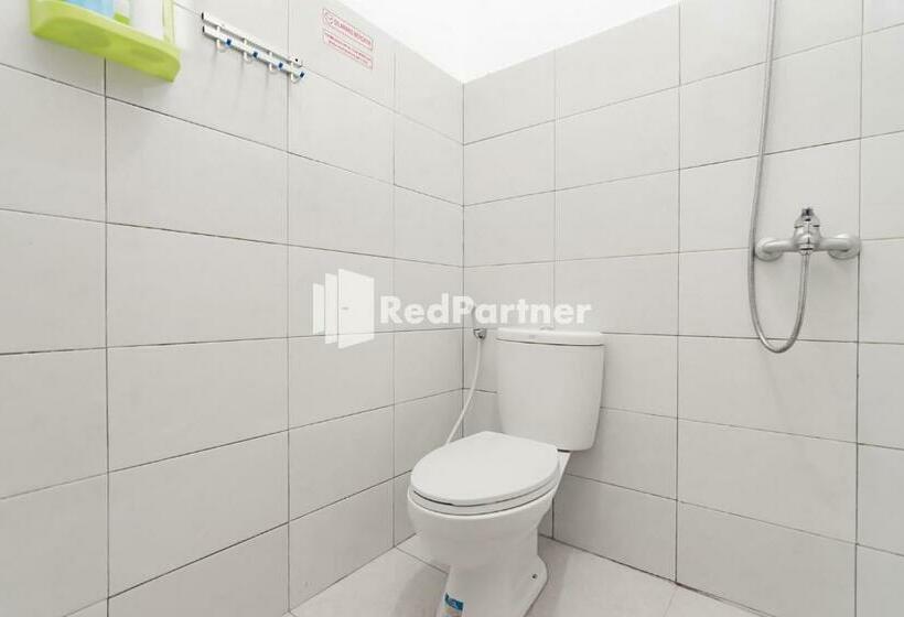 Номер Стандарт, Langkar Guest House Syariah Mitra Reddoorz