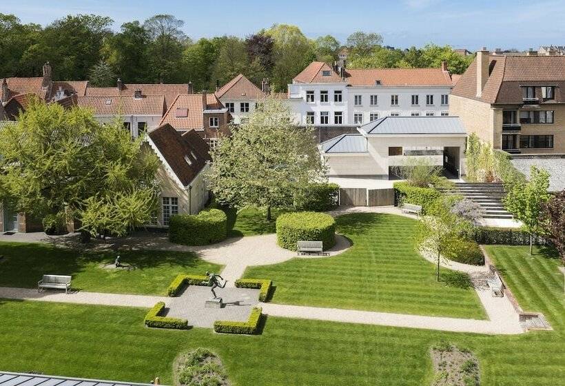 Jakuzili Süit, Dukes  Palace Brugge   By Dukes  Hotel Collection