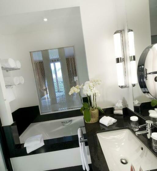 Полулюкс, Dukes  Palace Brugge   By Dukes  Hotel Collection