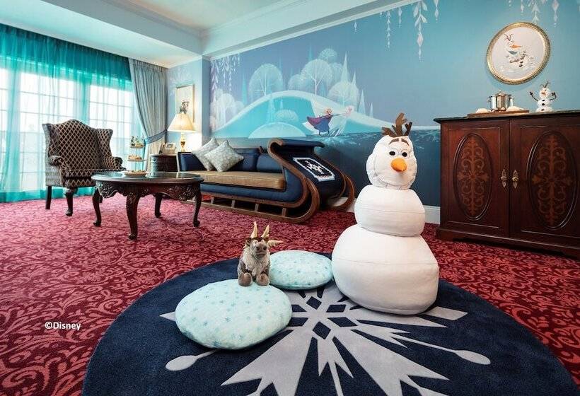 جناح كلوب, Hong Kong Disneyland