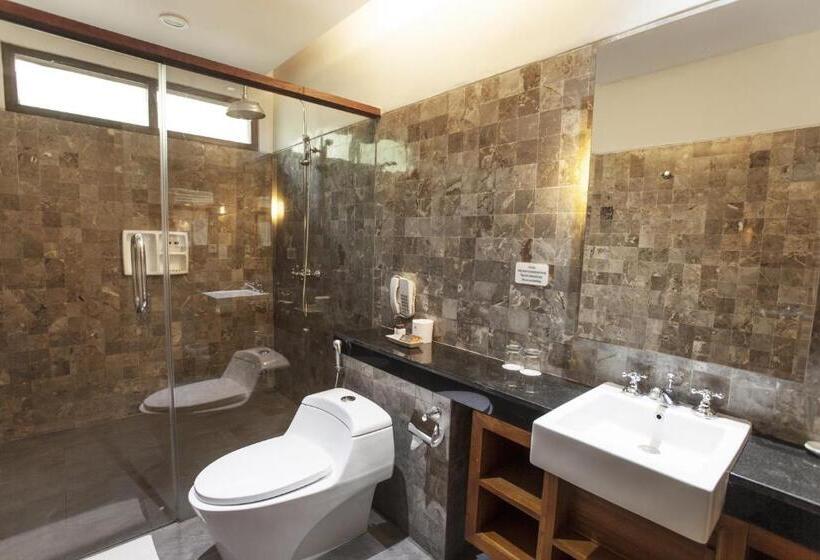 Люкс, Ramayana Candidasa Beach Resort
