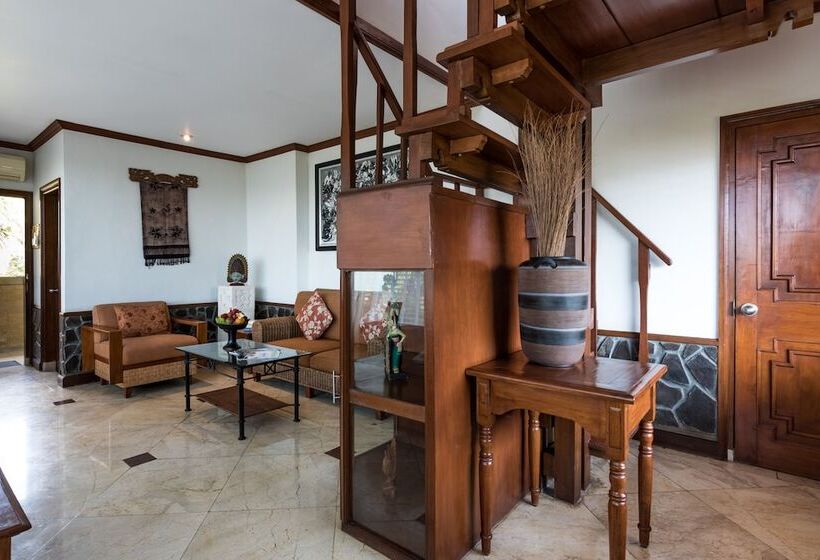 Апартаменты 1 Спальня, Ramayana Candidasa Beach Resort