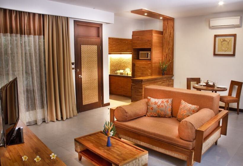 Люкс, Ramayana Candidasa Beach Resort