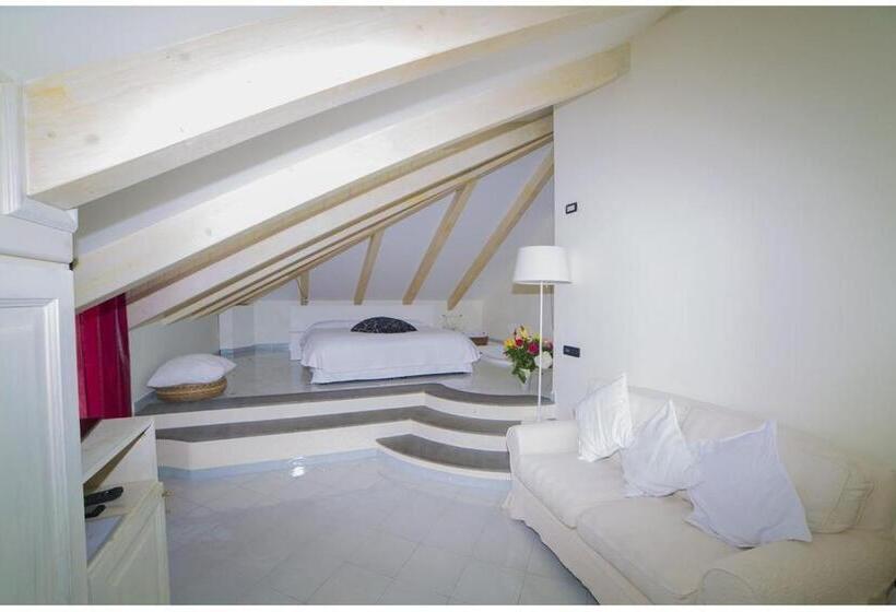 ジュニアスイート, Villa Lara