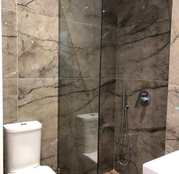 带大床的豪华间, Vial Rooms