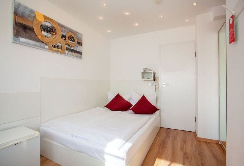 经济房, Relax Hotel & Spa Stuttgart