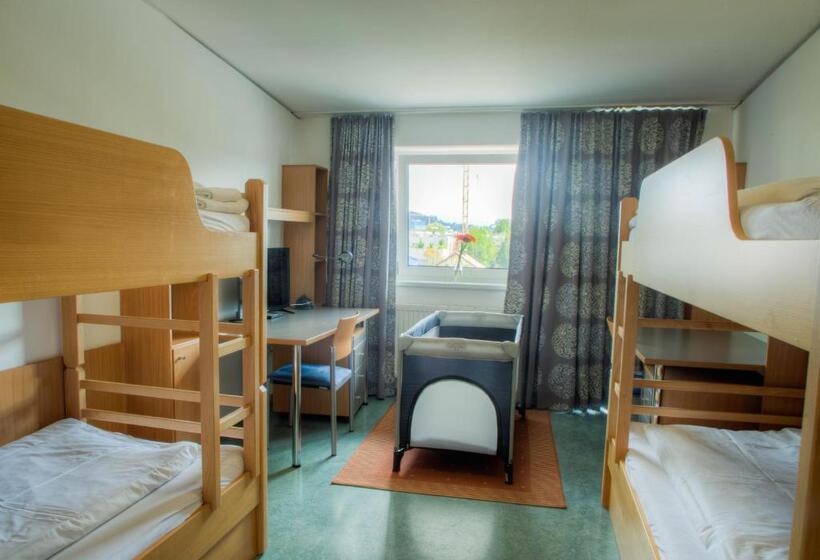 اتاق استاندارد چهار تخته, Kolpinghaus Salzburg   Sommerhostel