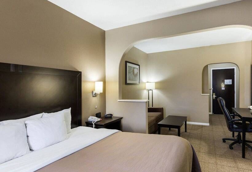 スイート, Quality Suites Houston Nw Cyfair