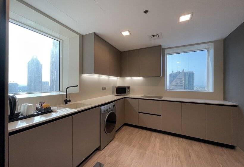 Люкс Premium 2 Спальни, Residence Inn By Marriott Sheikh Zayed Road, Dubai