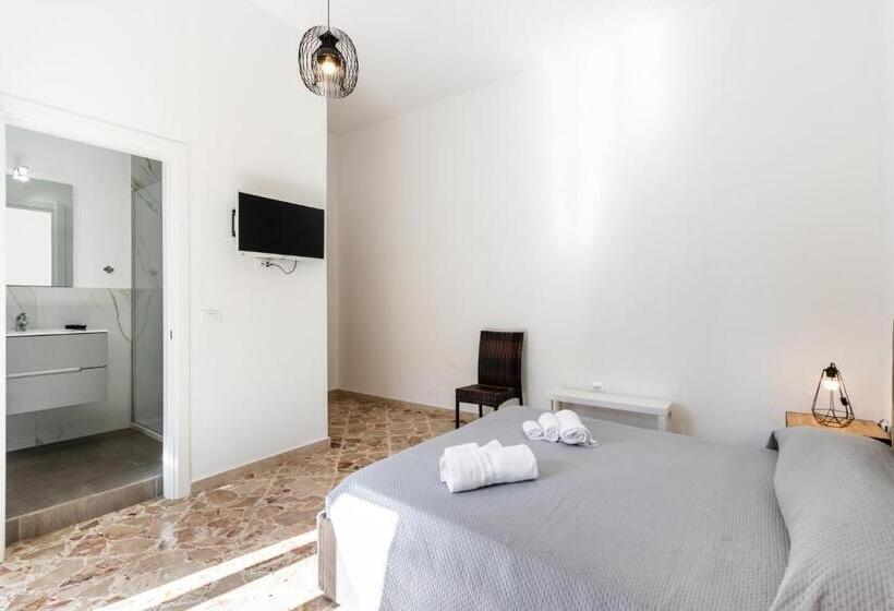 اتاق استاندارد با بالکن, Le Torrette Rooms And Apartments