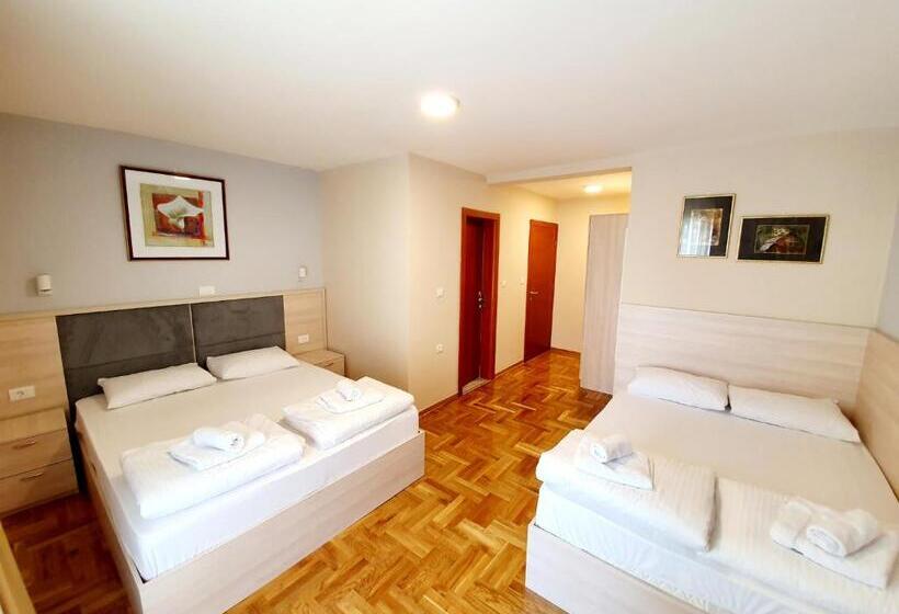 اتاق خانوادگی با چشم‌انداز دریا, Apartments Pier