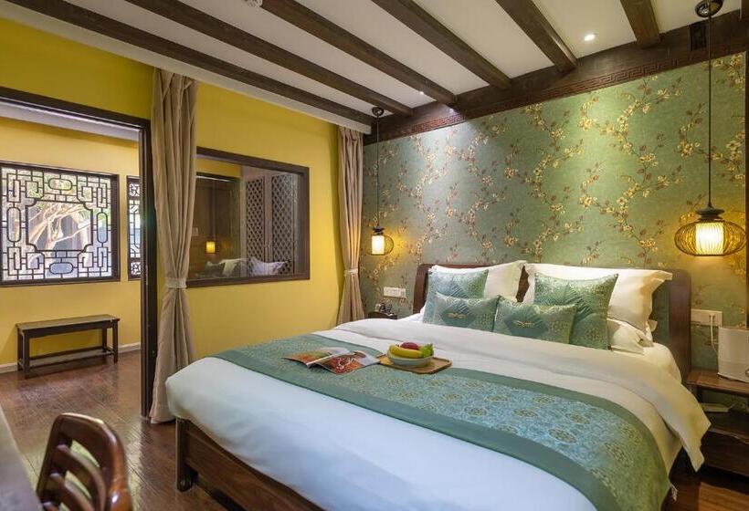 Люкс 2 Спальни, Lijiang Gui Yuan Tian Ju Guesthouse
