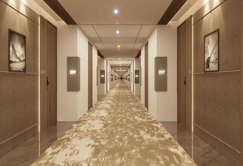 Президентский Люкс, Sarovar Portico Morbi
