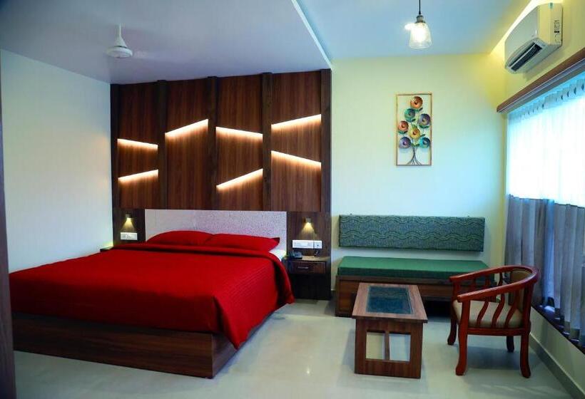 강 전망 스위트, Athirappilly Polaris Resort