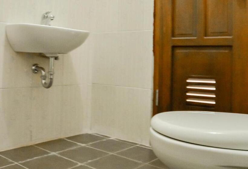 Номер Superior, Bumi Ciboled Mitra Reddoorz Near Gerbang Tol Pamulihan