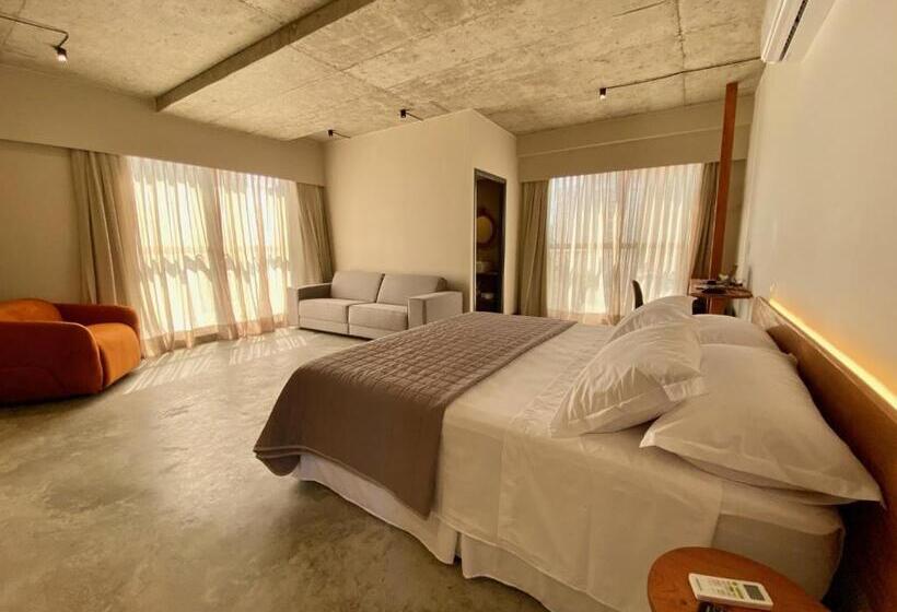 سوئیت با تخت بزرگ, 9006 Suites Natal