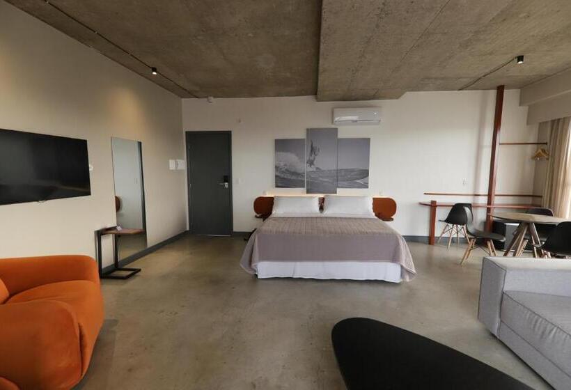 سوئیت با تخت بزرگ, 9006 Suites Natal