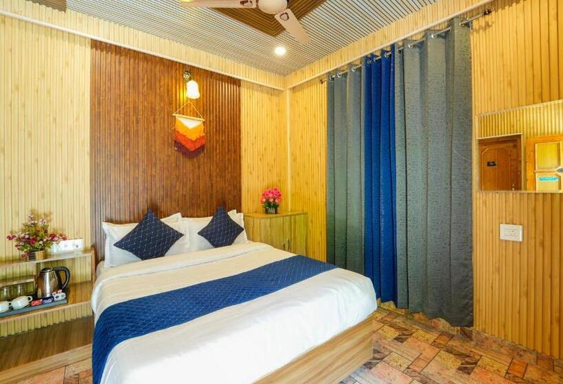 غرفة قياسية مطلّة علي الحديقة, Babylon Resort