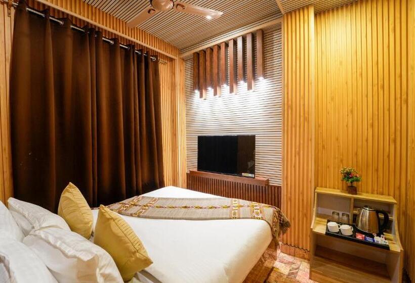 غرفة ديلوكس عائلية, Babylon Resort