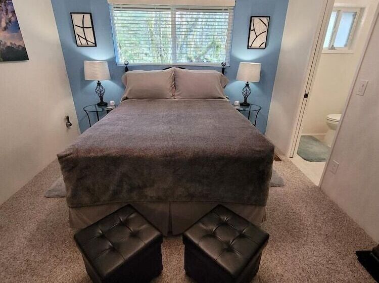 Номер Deluxe, Misty Valley Inn