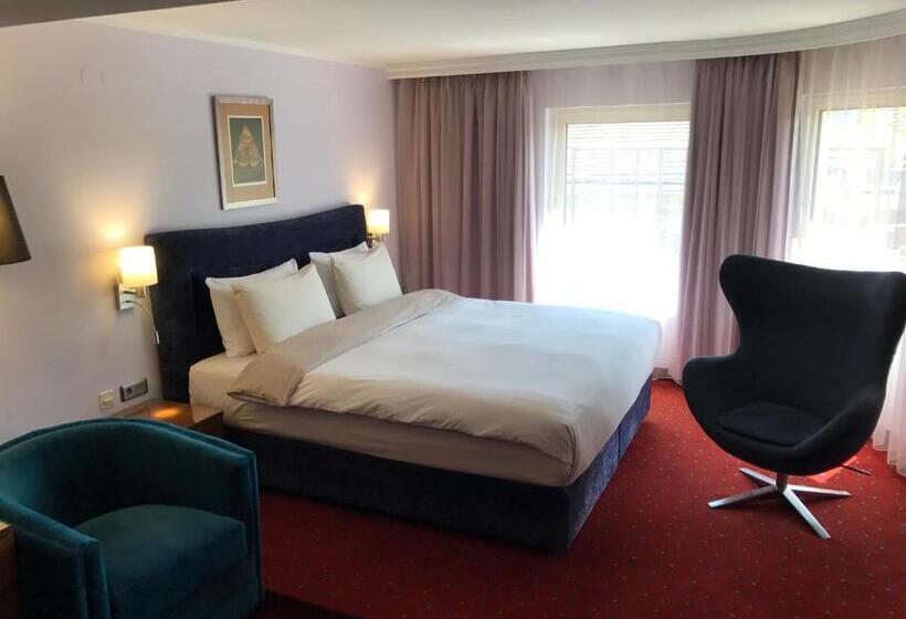 Номер Премиум, Art 'otel