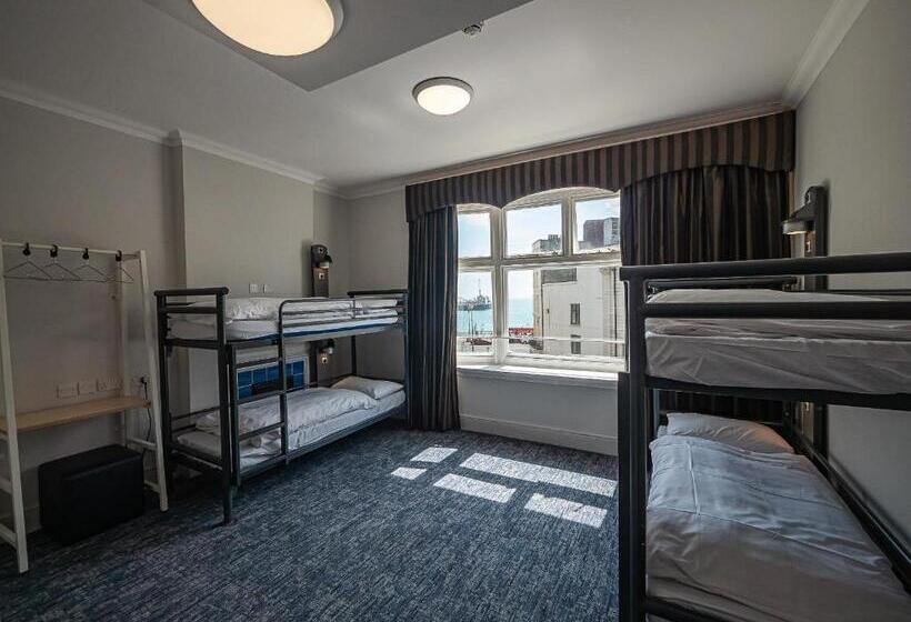 Четырехместный Номер Стандарт, A&o Brighton Beach