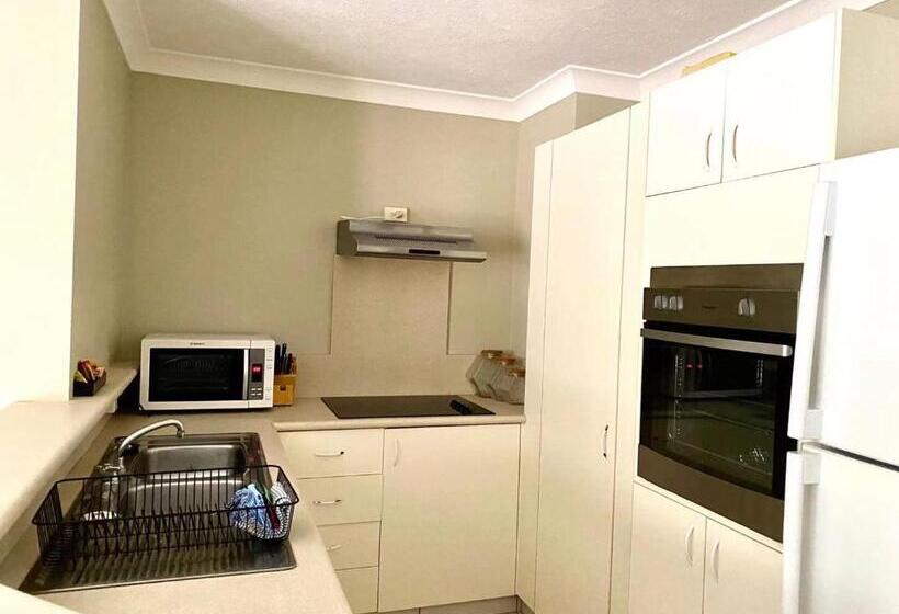 Апартаменты 2 Спальни, Miami Beachside Holiday Apartments
