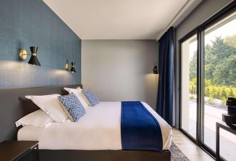 Люкс Deluxe Кровать Кинг, Best Western Plus Le Fairway Hotel & Spa Golf D Arras
