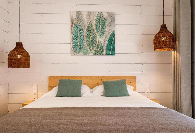 标准间, Lodges De Camargue