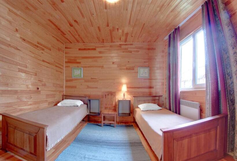 اتاق استاندارد, Mayak Resort