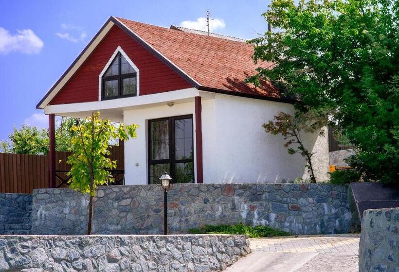 اتاق استاندارد با تراس, Mayak Resort