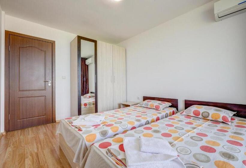 Номер Дюплекс, Saint George Hotel 1