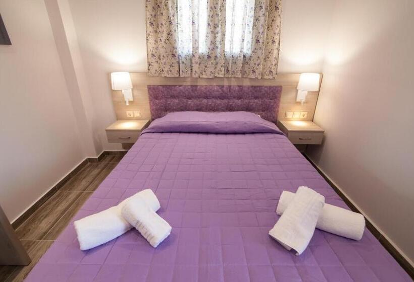 استودیوی استاندارد, Del Mar  Adults Only
