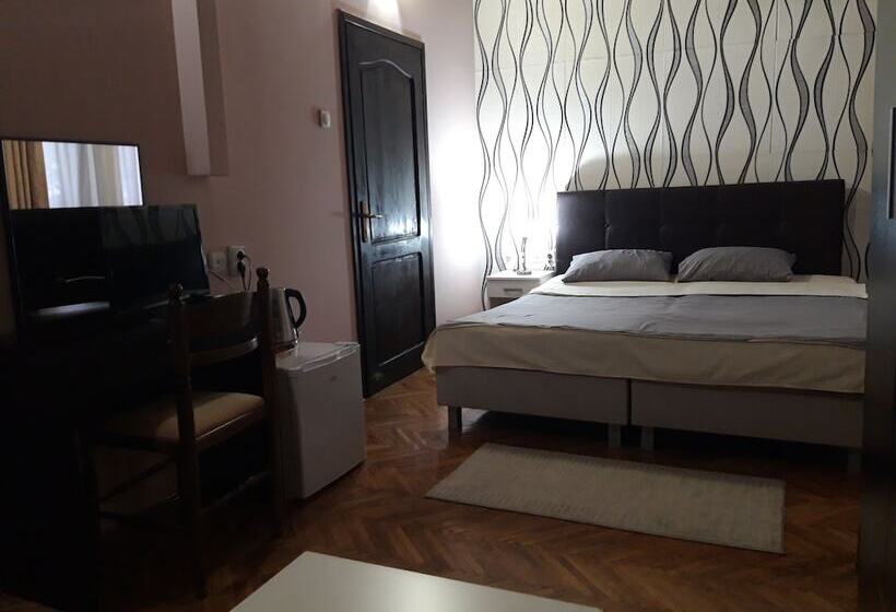 اتاق استاندارد, Vila Silia