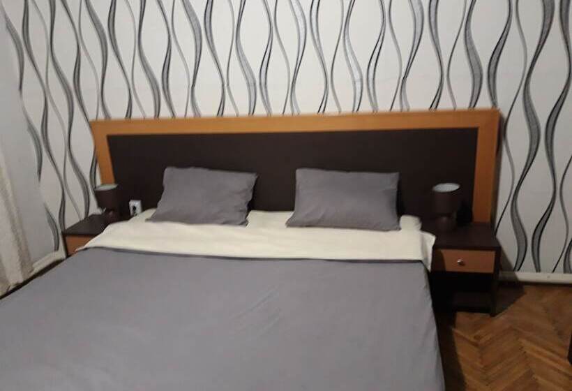 اتاق استاندارد, Vila Silia