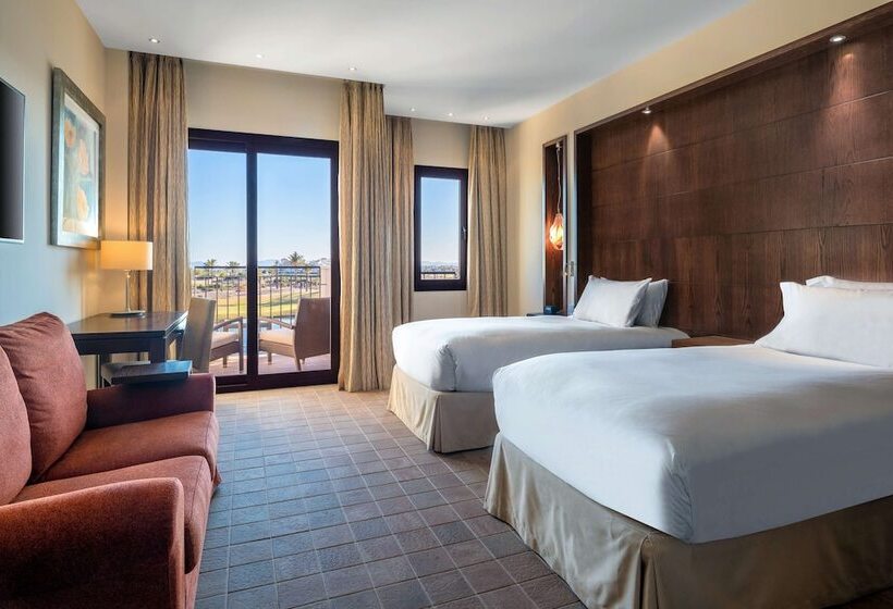 Номер Superior с Видом, Doubletree By Hilton La Torre Golf & Spa Resort