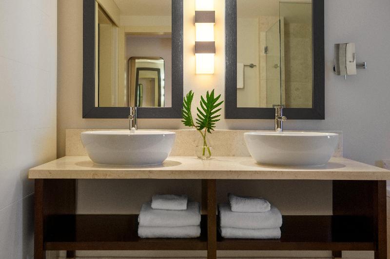חדר פרמיום עם נוף לעיר, Kimpton Epic Hotel, An Ihg